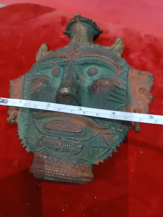 Interesante Bronce Antiguo