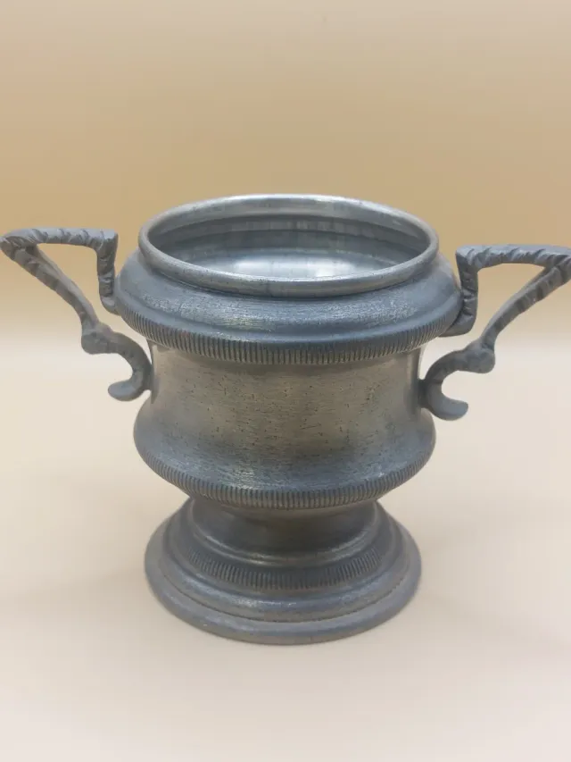 Coppia di pezzi antichi in peltro Italia/Francia