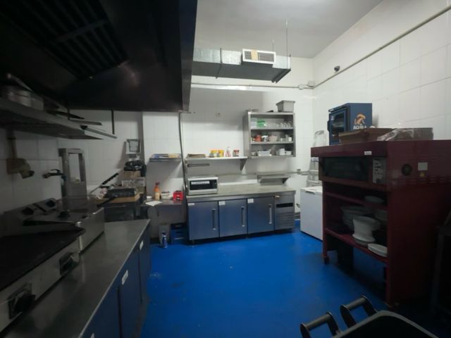 Local con cocina y barra para eventos – Las Palmas