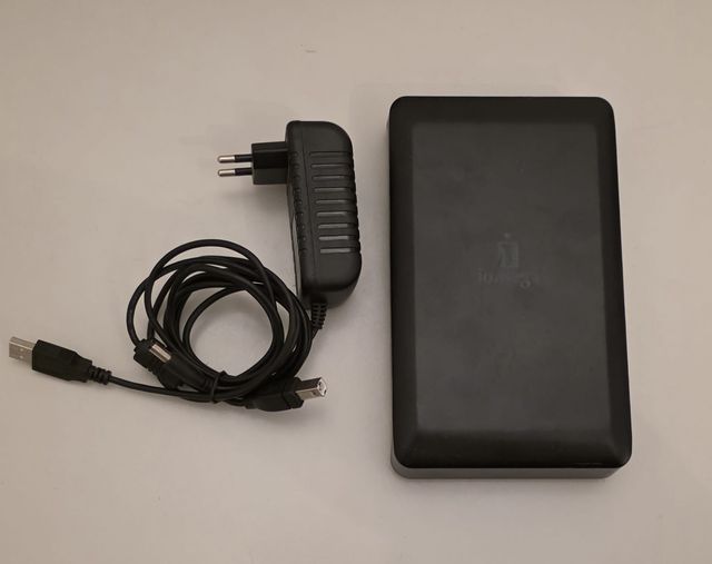 Disco Externo iomega 1TB de 3.5"