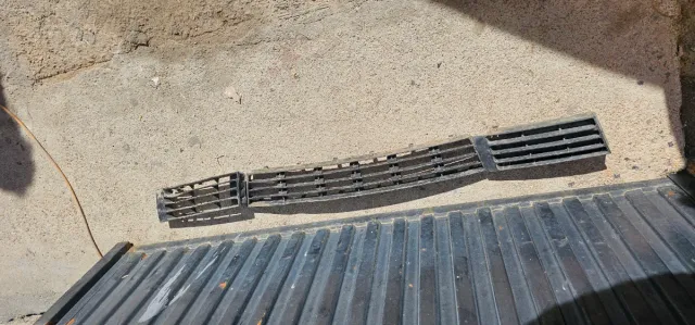 Parrillas Paragolpes Audi A4 B5