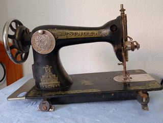 Máquina de coser Singer Modelo 27 - 1916