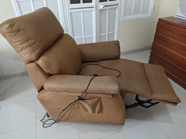 Sillón relax eléctrico marrón