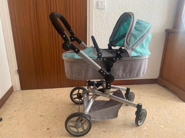 Cochecito de muñecas moderno y fácilmente plegable