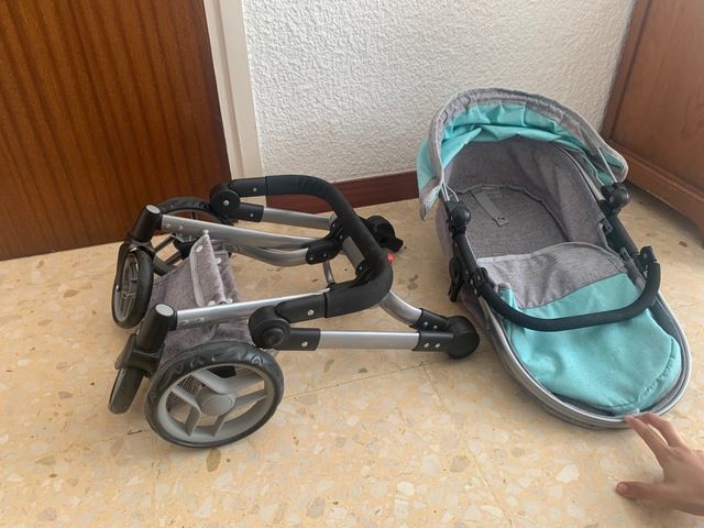 Cochecito de muñecas moderno y fácilmente plegable