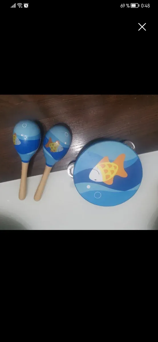 Pandereta y maracas infantiles