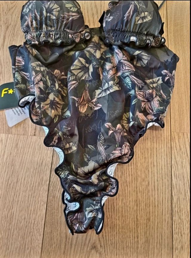 Costume F**K nuovo con etichetta