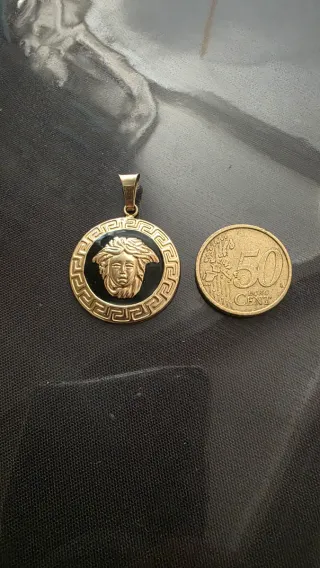 Medalla Versace Oro 18k
