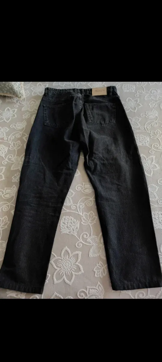 Vaqueros negros hombre