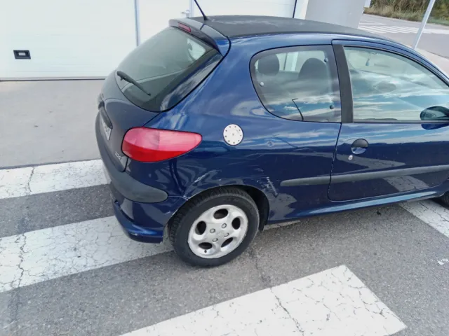 Peugeot 206 2000