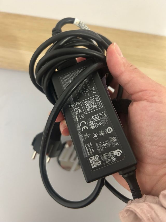 Ordenador HP 250 G8 Plata y Negro