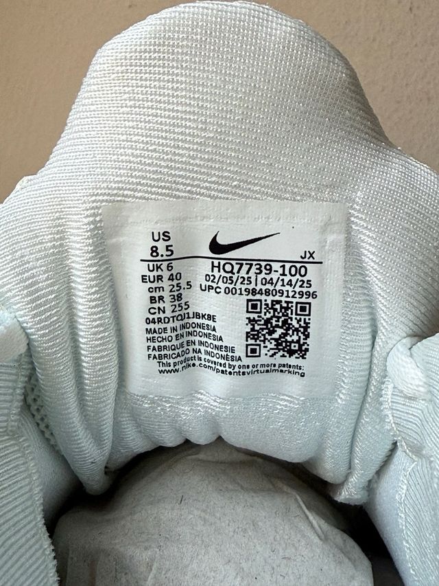 Nike Shox R4 Summit White Light Orewood (40)