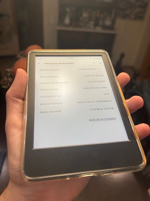 Kindle 11ª Geração com capa