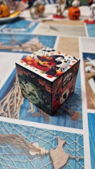 Supercubo Halloween Cubo di Rubik