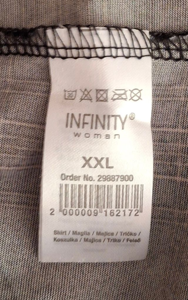 Camiseta Infinity Woman Cuello Alto Cuadros