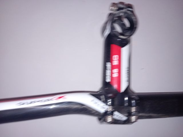 Manillar de bicicleta de carbono