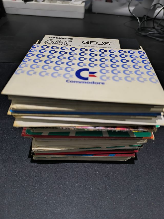 Commodore C64 Computador com acessórios