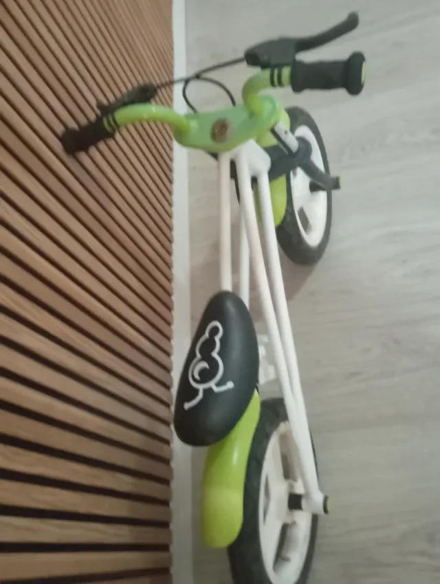 Bicicleta sin pedales para niños