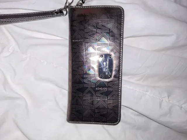 Cartera Michael Kors plateada