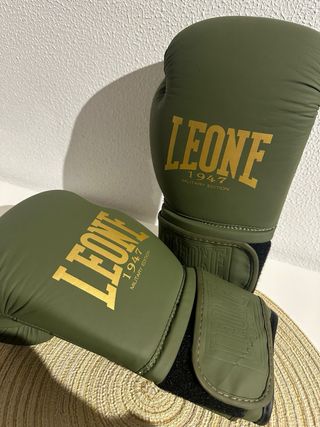 Guantes Boxeo Leone 1947 12 onzas y vendas