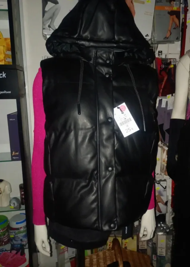 Chaleco Piel Sintética Lefties Negro