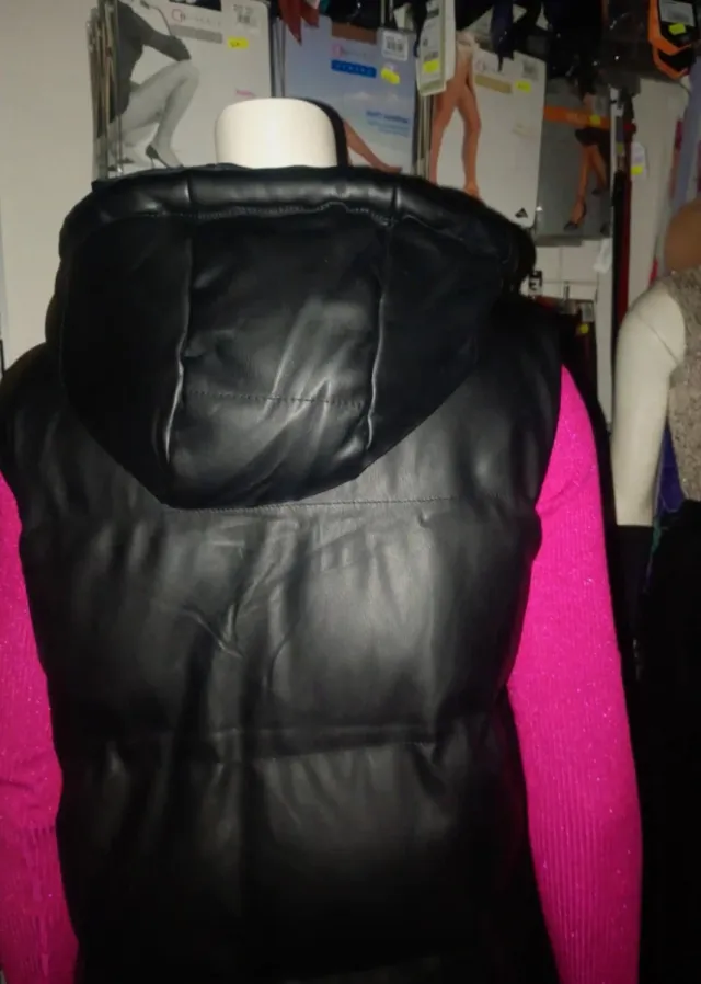 Chaleco Piel Sintética Lefties Negro