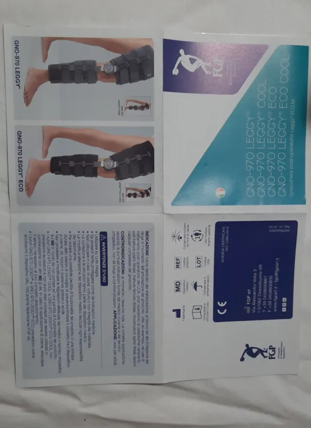 Tutore articolato per ginocchio