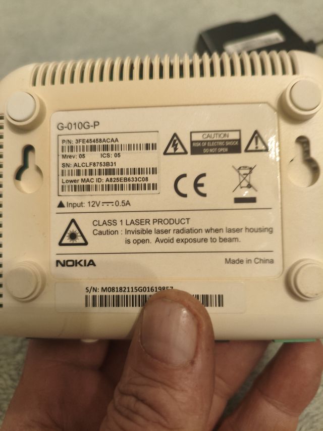 ONT Nokia G-010G-P + fuente original