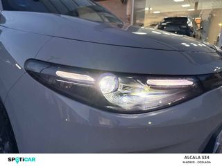 Leapmotor C10  C10 REEV 28.4 kWh  Auto Design