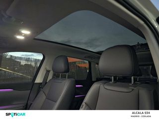 Leapmotor C10  C10 REEV 28.4 kWh  Auto Design