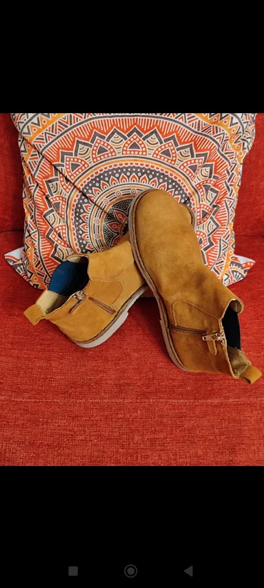 Botines de piel Benedi