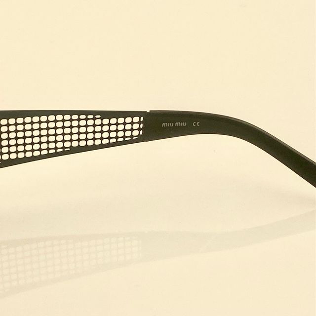 Gafas de sol Miu Miu SMU52H Redondas Retro