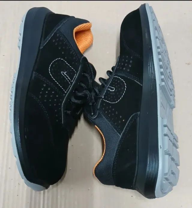 Scarpe U-Power Taglia 39 NUOVE