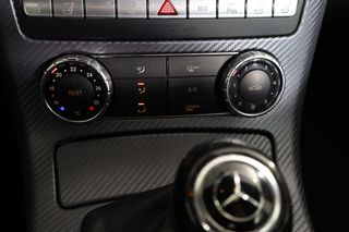 Mercedes Benz Clase SLK SLK 200 BlueEfficiency 7G Plus 184cv