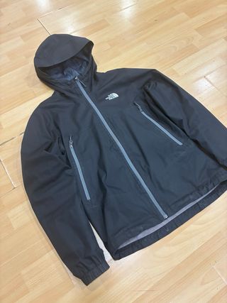 Chaqueta The North Face DryVent Negra