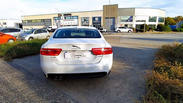 JAGUAR XE 2.0 D 180 CV PUER 5P AUTOMÁTICO