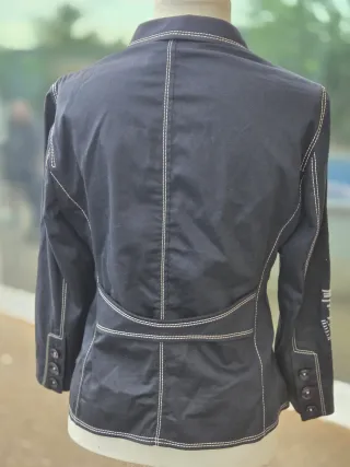 Chaqueta mujer bordada negra