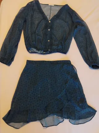 Conjunto Blusa y Mini Falda Azul
