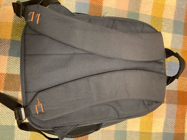 Mochila Samsonite Negra y Naranja
