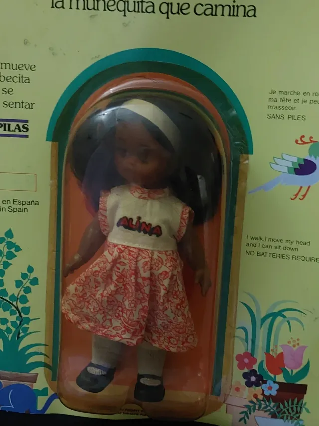 Muñeca Alina negrita