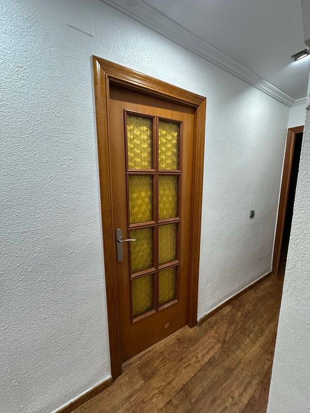 12 Puertas de madera interior