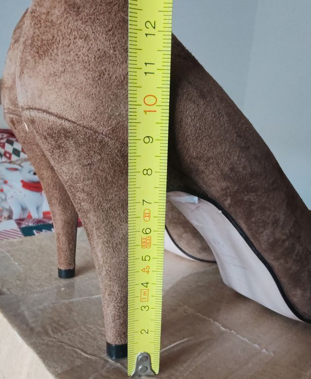 Zapatos de tacón Gloria Ortiz marrones