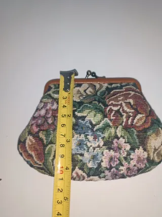 Monedero antiguo Petit Point años 80