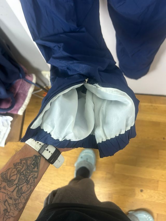 Pantaloni Reebok Parachute 80'S ricamati sul davanti