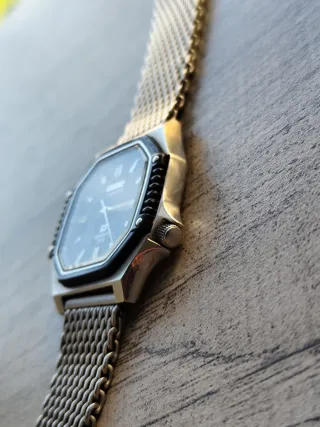 Reloj Seiko Sports 100 Quartz