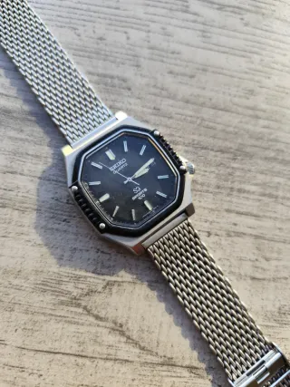 Reloj Seiko Sports 100 Quartz