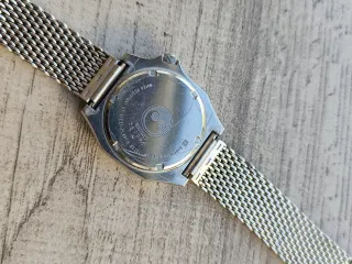 Reloj Seiko Sports 100 Quartz