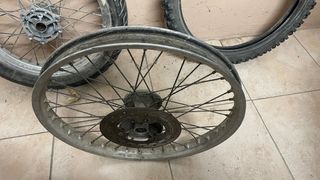 Piezas Derbi Senda COLÍN Y DEPÓSITO VENDIDAS