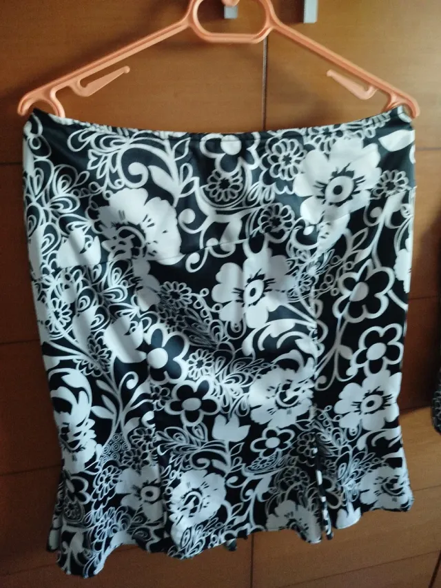 Conjunto Falda y Blusa Estampado Floral