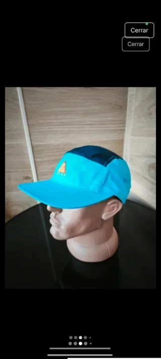 Gorra Nike ACG azul y naranja
